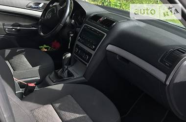 Універсал Skoda Octavia 2012 в 