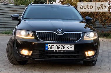 Универсал Skoda Octavia 2015 в Павлограде