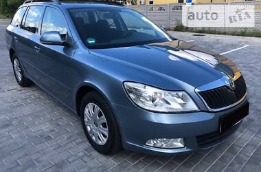 Универсал Skoda Octavia 2009 в Луцке