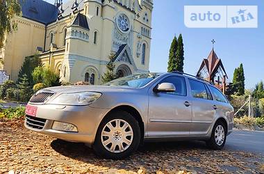 Универсал Skoda Octavia 2009 в Фастове