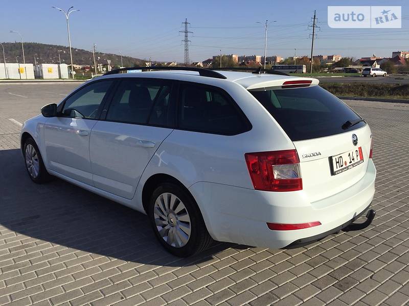 Універсал Skoda Octavia 2016 в Ужгороді