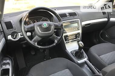 Седан Skoda Octavia 2010 в Бучачі