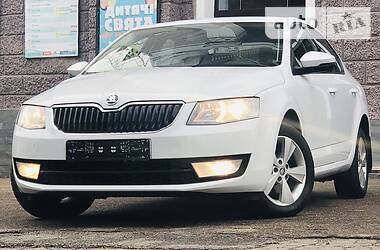 Седан Skoda Octavia 2015 в Каменском