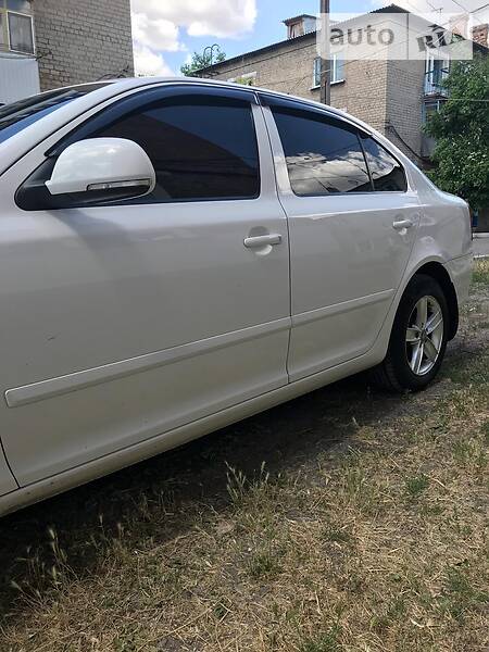 Лифтбек Skoda Octavia 2012 в Покровске