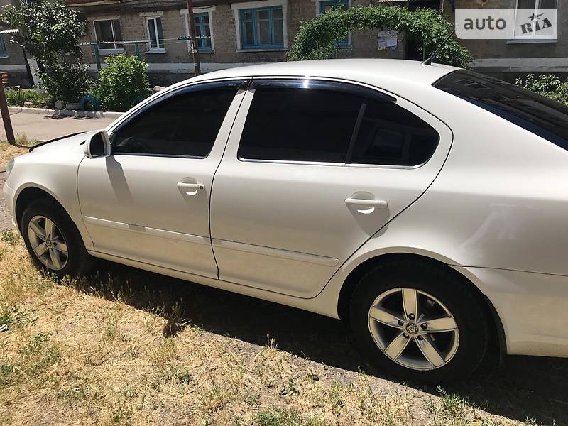 Лифтбек Skoda Octavia 2012 в Покровске