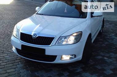 Седан Skoda Octavia 2009 в Виннице