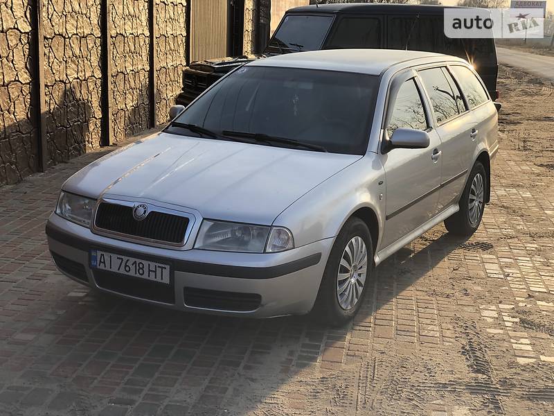 Універсал Skoda Octavia 2003 в Бучі