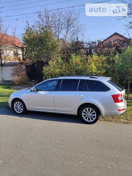 Універсал Skoda Octavia 2015 в Івано-Франківську