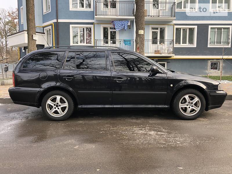 Універсал Skoda Octavia 2000 в Ірпені