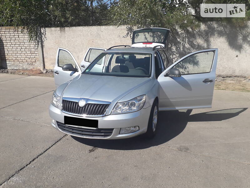 Універсал Skoda Octavia 2010 в 