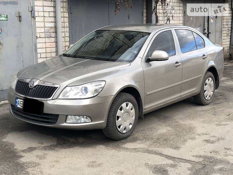 Ліфтбек Skoda Octavia 2009 в 