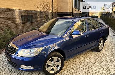 Седан Skoda Octavia 2011 в 