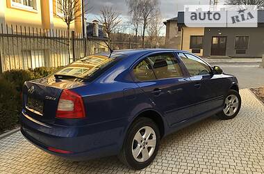 Седан Skoda Octavia 2011 в 