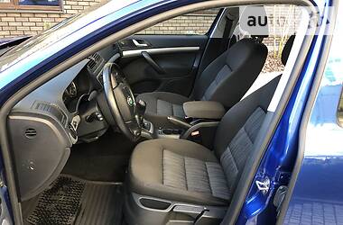Седан Skoda Octavia 2011 в 