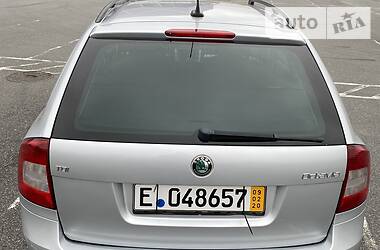 Універсал Skoda Octavia 2010 в 