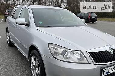 Універсал Skoda Octavia 2010 в 