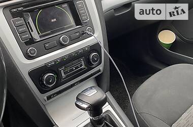Універсал Skoda Octavia 2010 в 
