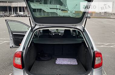 Універсал Skoda Octavia 2010 в 