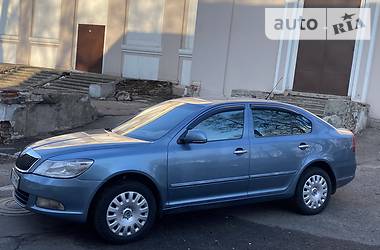 Седан Skoda Octavia 2009 в Каменском