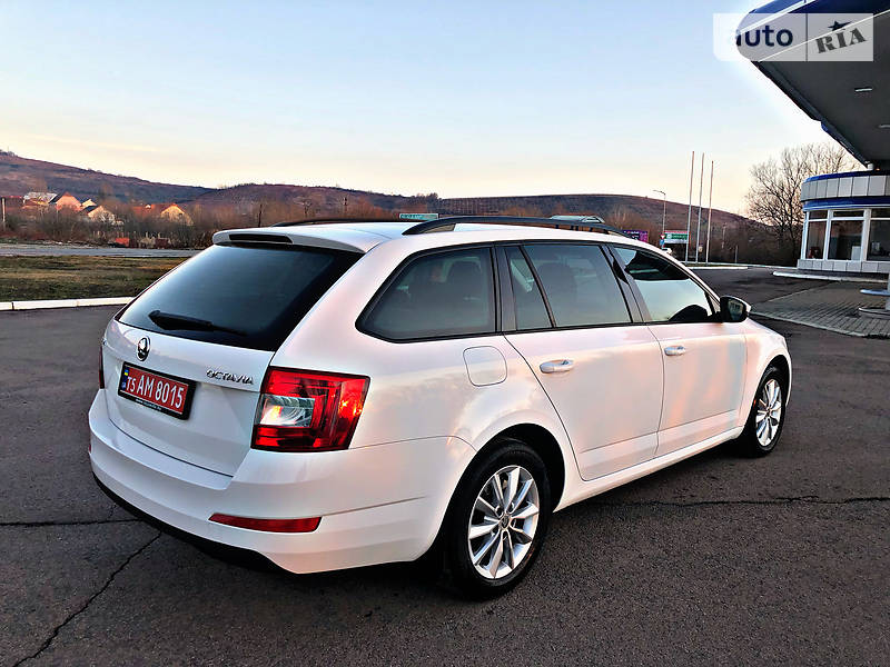 Універсал Skoda Octavia 2015 в Береговому
