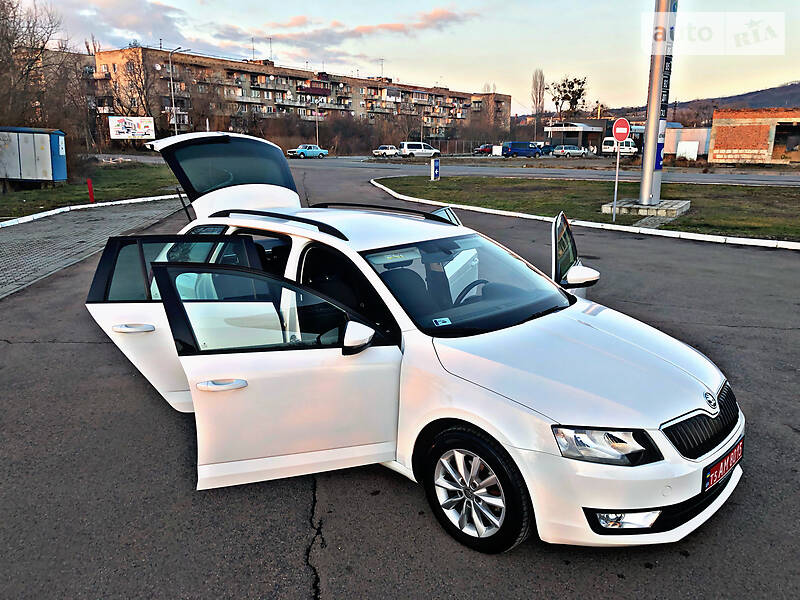 Універсал Skoda Octavia 2015 в Береговому