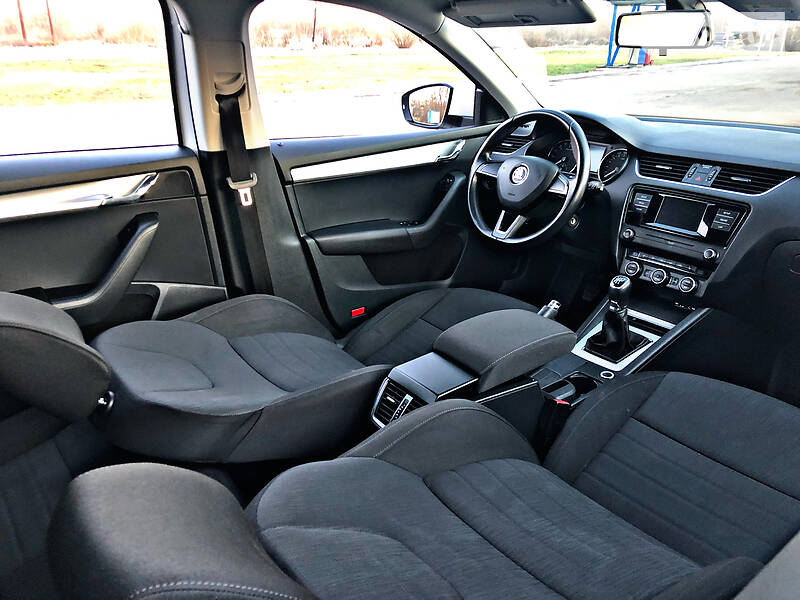 Універсал Skoda Octavia 2015 в Береговому