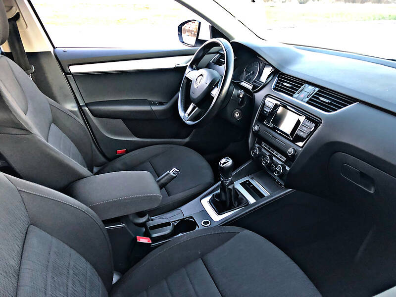 Універсал Skoda Octavia 2015 в Береговому
