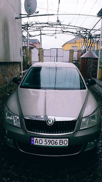 Седан Skoda Octavia 2013 в 
