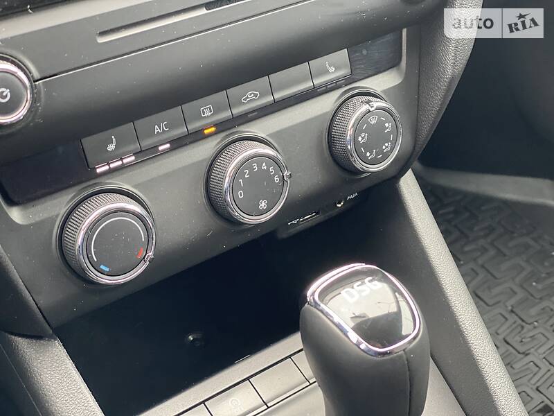 Універсал Skoda Octavia 2015 в Рівному
