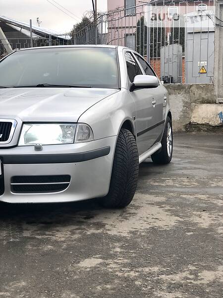 Ліфтбек Skoda Octavia 2001 в Харкові