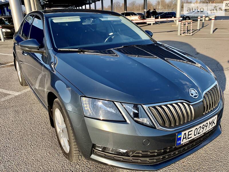 Хетчбек Skoda Octavia 2017 в Дніпрі