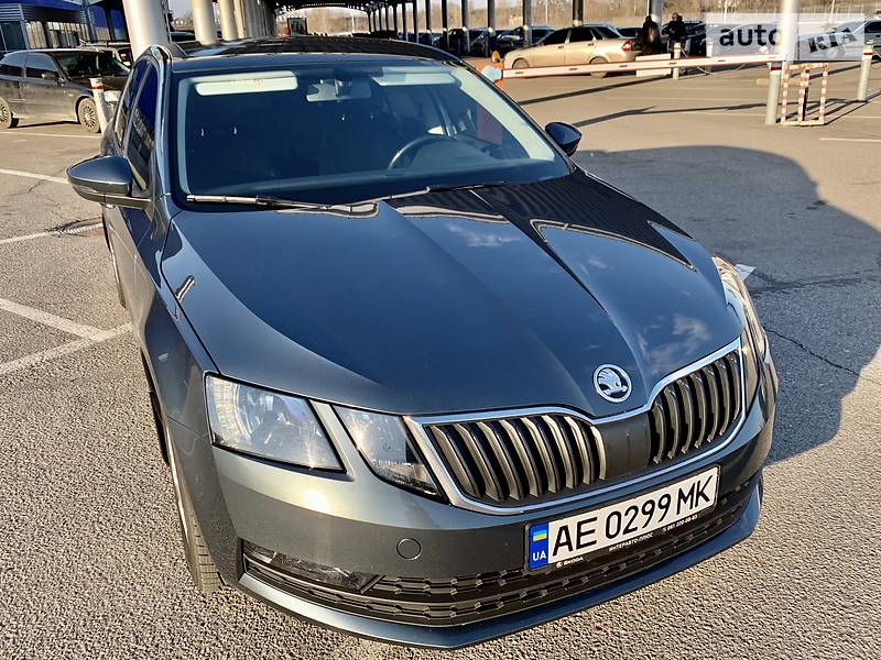 Хетчбек Skoda Octavia 2017 в Дніпрі