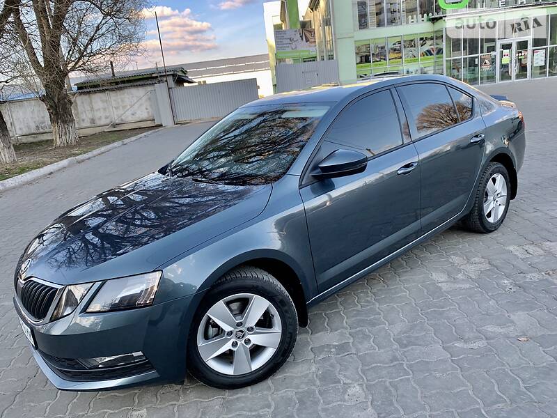 Хетчбек Skoda Octavia 2017 в Дніпрі