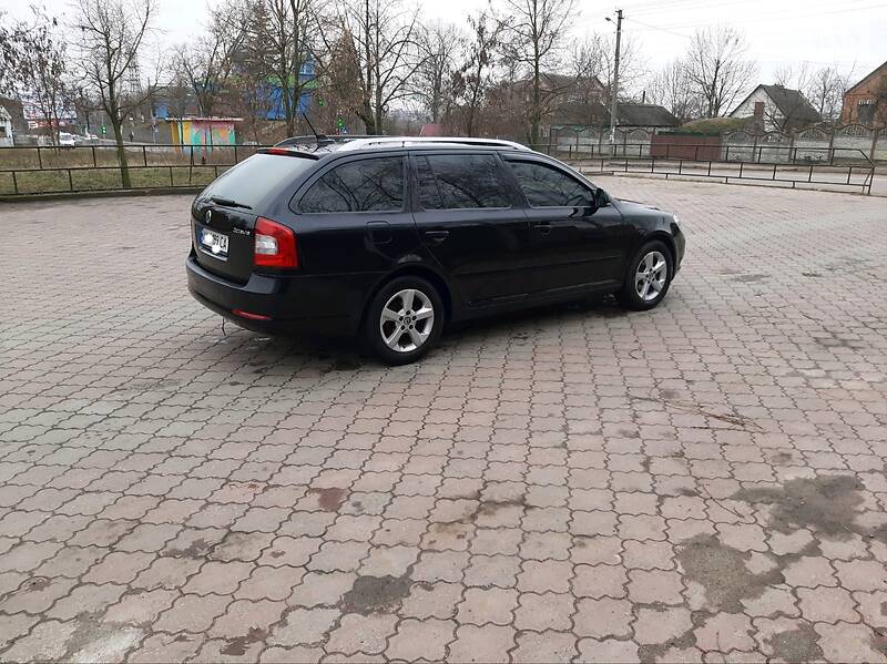 Універсал Skoda Octavia 2012 в Бердичеві