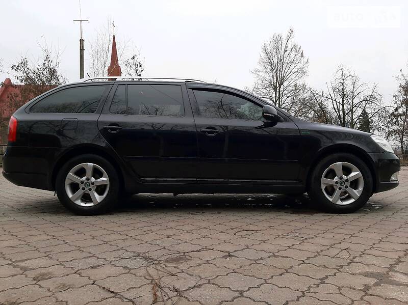 Універсал Skoda Octavia 2012 в Бердичеві