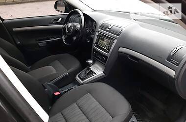 Універсал Skoda Octavia 2012 в 