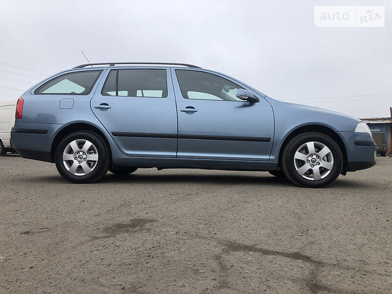 Универсал Skoda Octavia 2008 в Полтаве