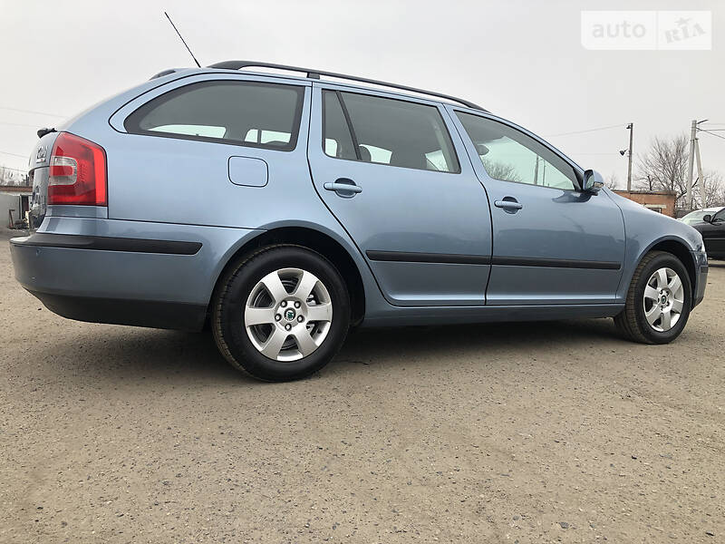 Универсал Skoda Octavia 2008 в Полтаве