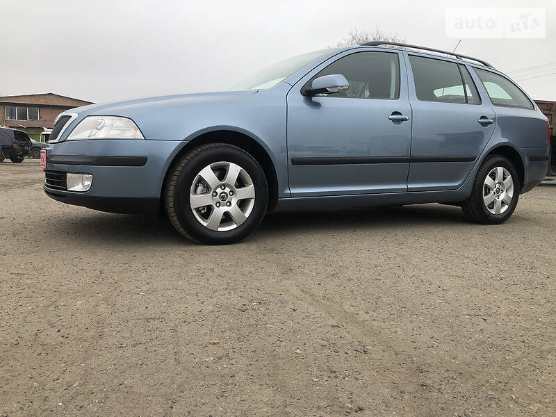 Универсал Skoda Octavia 2008 в Полтаве
