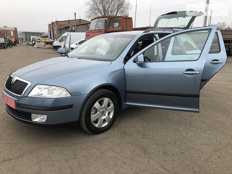 Универсал Skoda Octavia 2008 в Полтаве