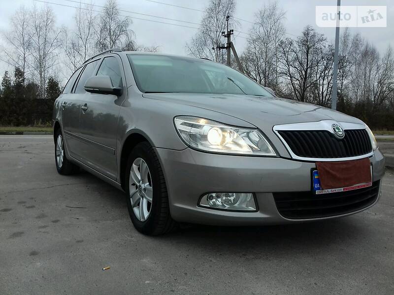 Універсал Skoda Octavia 2010 в Львові фото 4 Універсал Skoda Octavia 2010 в Львові