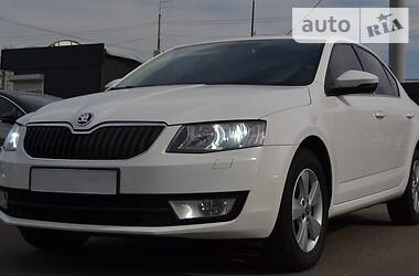 Седан Skoda Octavia 2015 в 