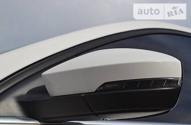 Седан Skoda Octavia 2015 в 