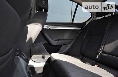 Седан Skoda Octavia 2015 в 