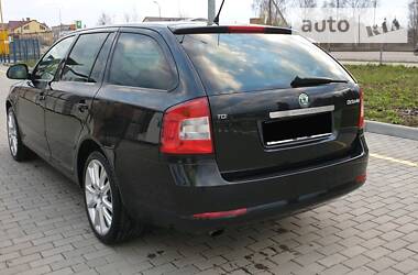 Універсал Skoda Octavia 2010 в 