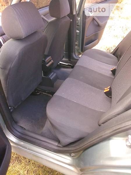 Хетчбек Skoda Octavia 2002 в Львові