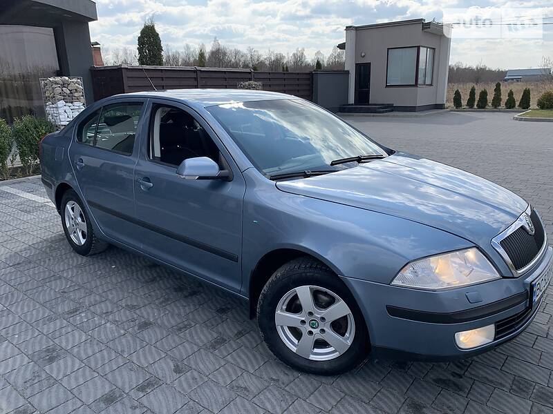 Седан Skoda Octavia 2007 в Стрию