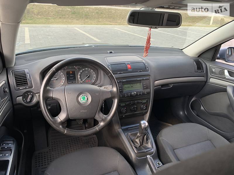 Седан Skoda Octavia 2007 в Стрию