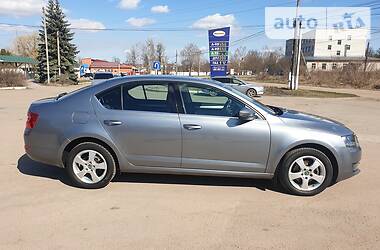 Хетчбек Skoda Octavia 2013 в 