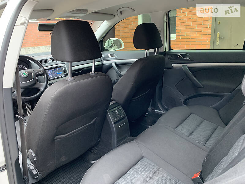 Ліфтбек Skoda Octavia 2012 в Харкові